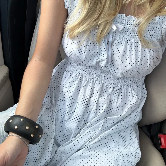 top - Picture 2 of 2